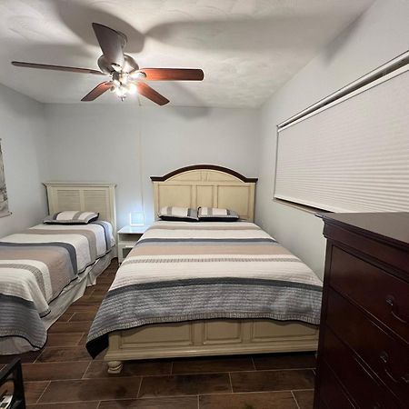 Bayshore Yatch Tennis Condo 2Br 3 Beds, Walking Distance To Beautiful Quite Beach 클리어워터 비치 외부 사진